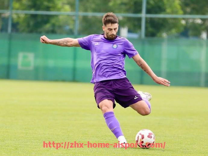 爱体育-世俱杯比赛主裁视频复核权限更新方案解析